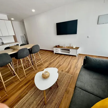 Apartment Amber L5 *