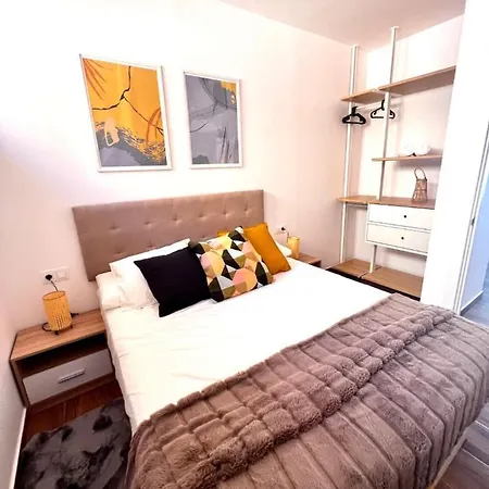 Amber L5 Apartment Armenime